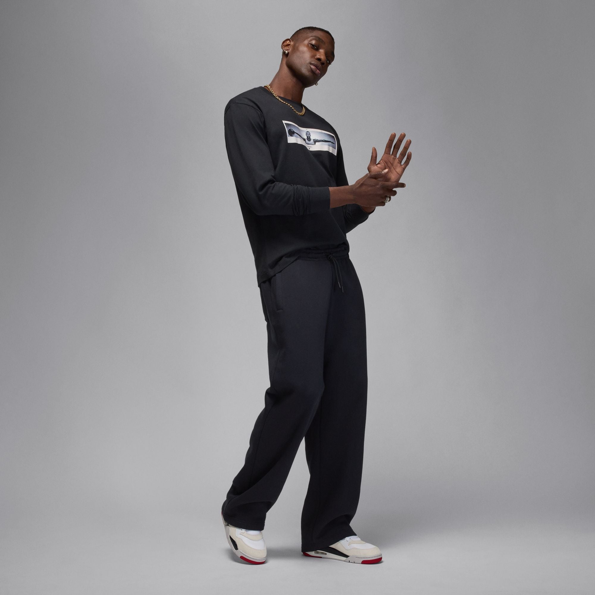 Air Jordan Mens Long Sleeve Crewneck - Black